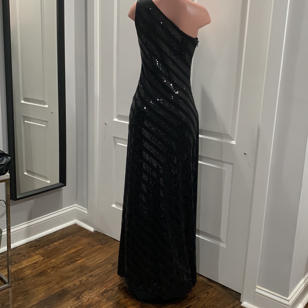 DAVID MEISTER One Shoulder Black Sequin Gown - Picture 8 of 10